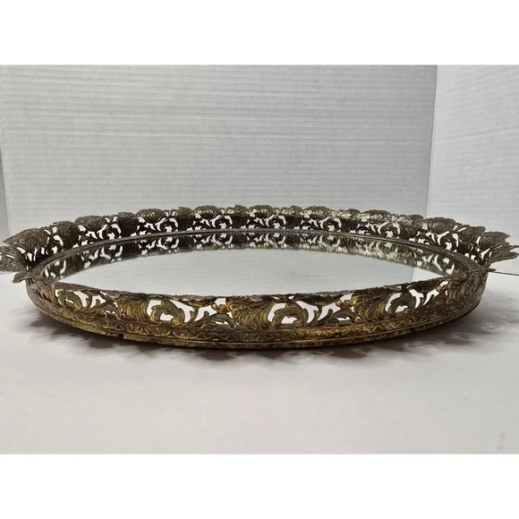 Vintage oval mirrored tray - Picture 4 of 8